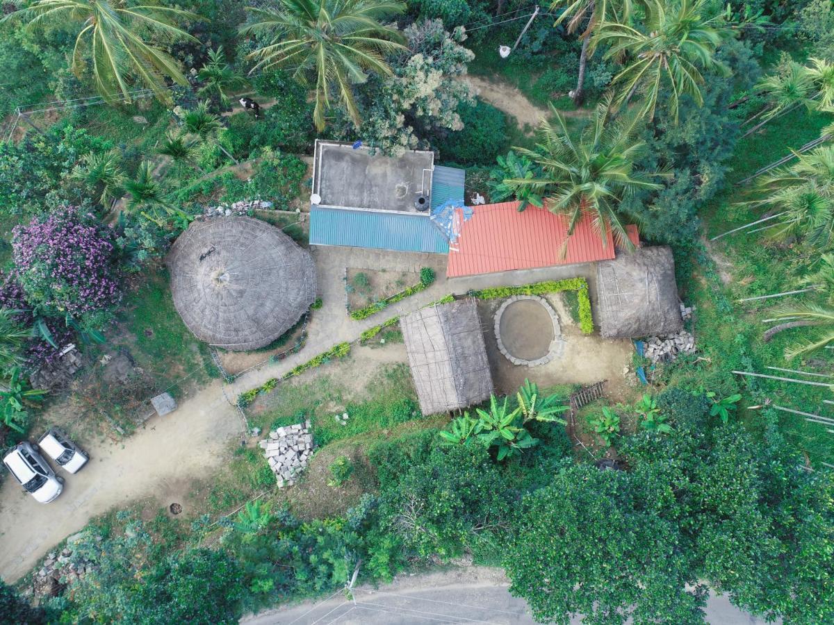 เกราลา ไวลด์ สเตย์ Hotel Kanthalloor ภายนอก รูปภาพ